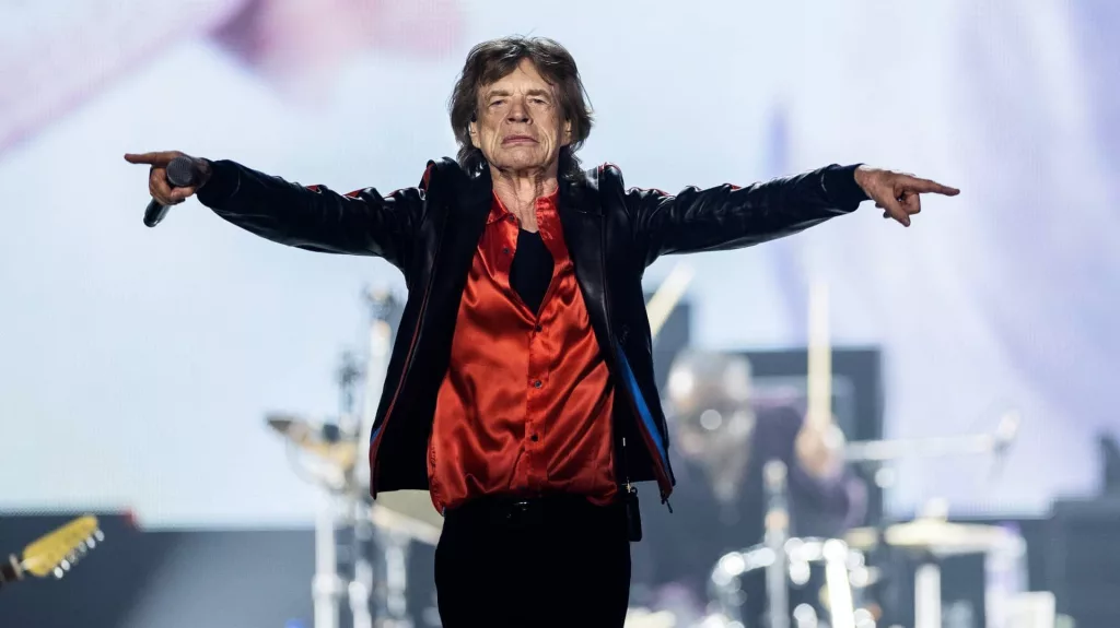 getty_mickjagger_112822