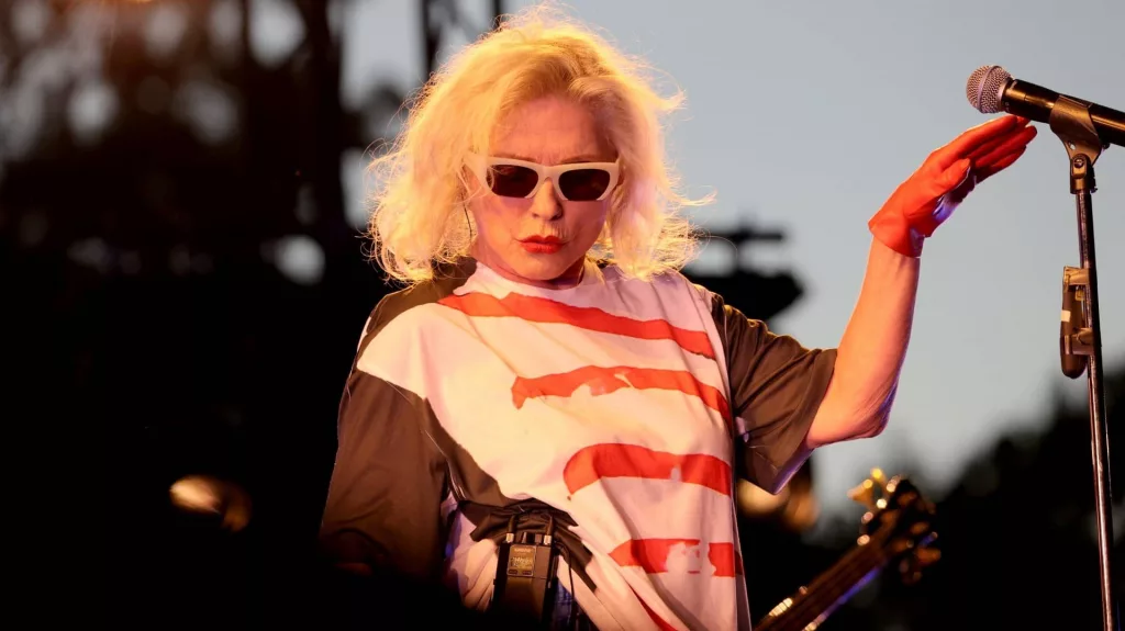 getty_blondie_120122