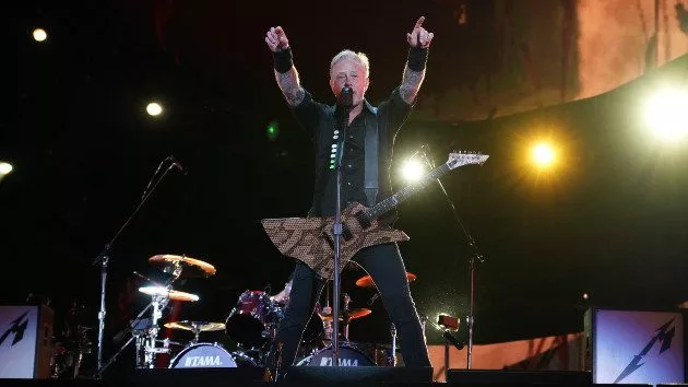 g_metallica_121422