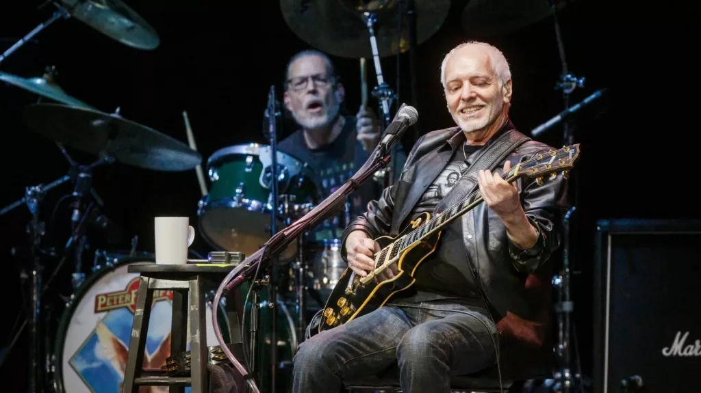 getty_peterframpton_122922