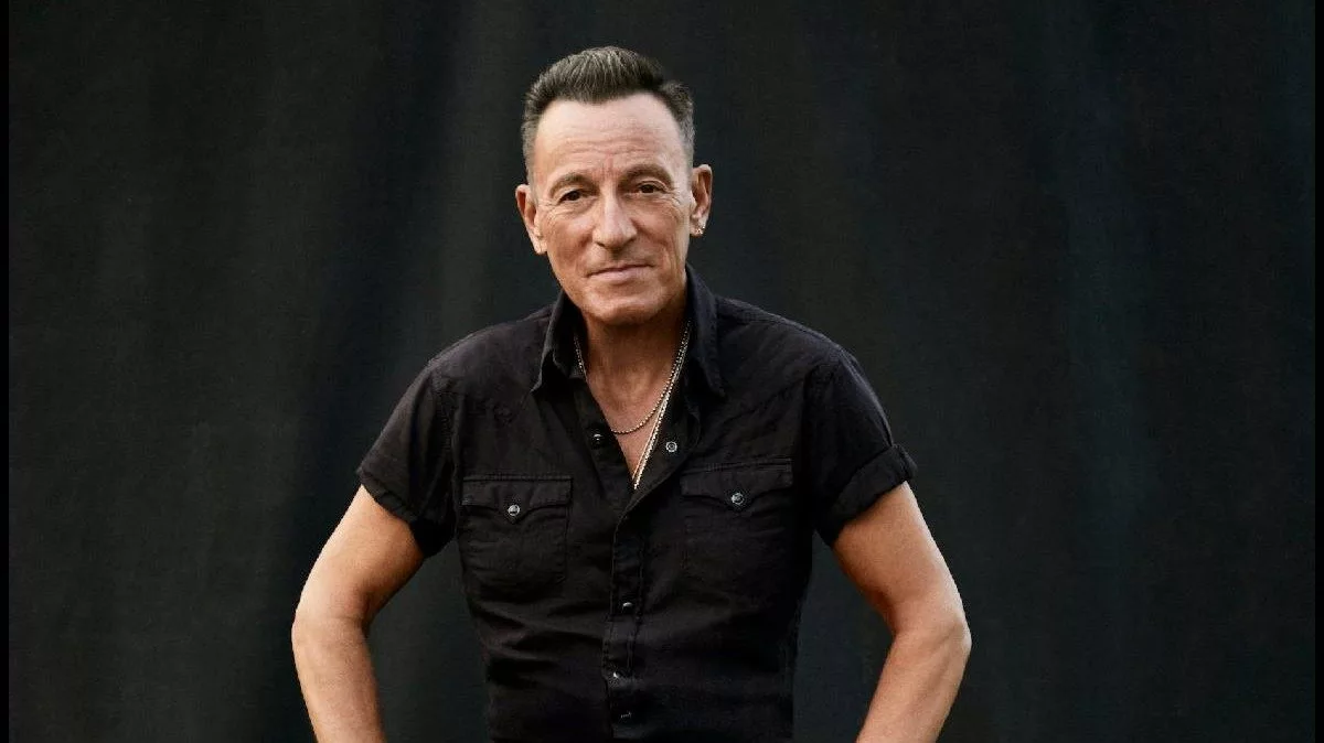 m_brucespringsteen_122322
