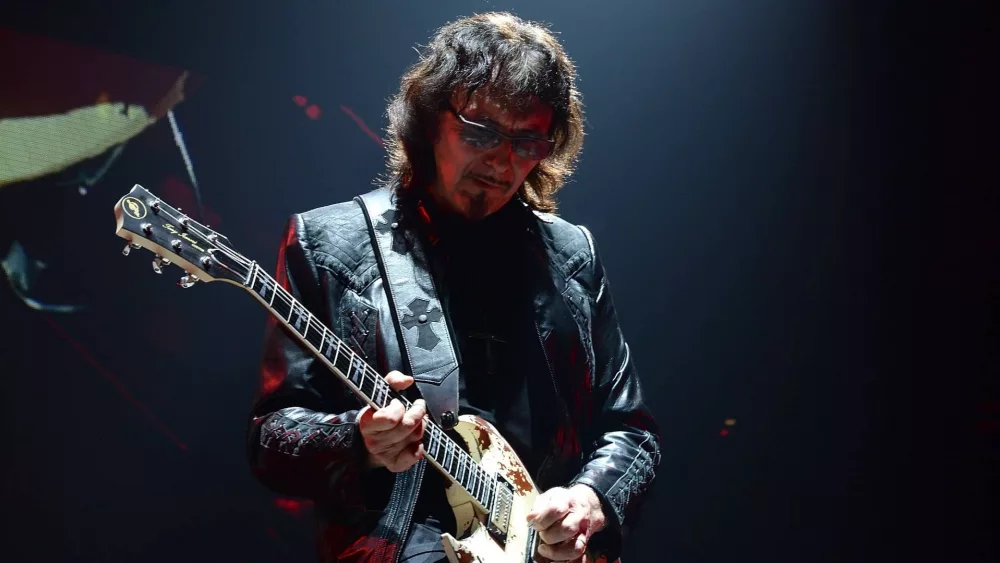 getty_tonyiommi_010323
