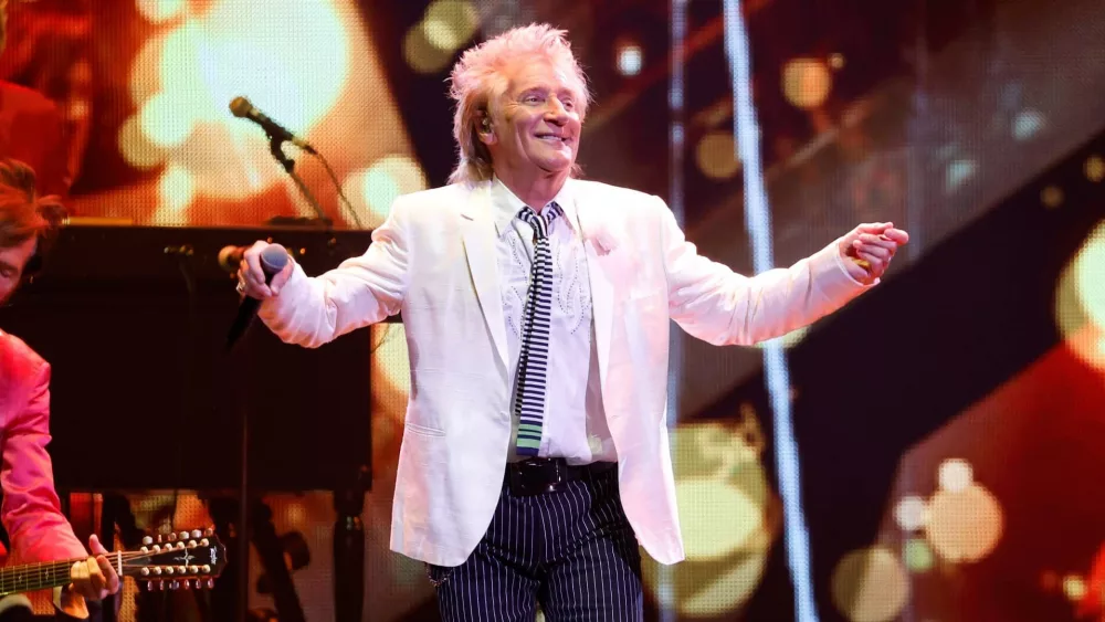 getty_rodstewart_012623365051