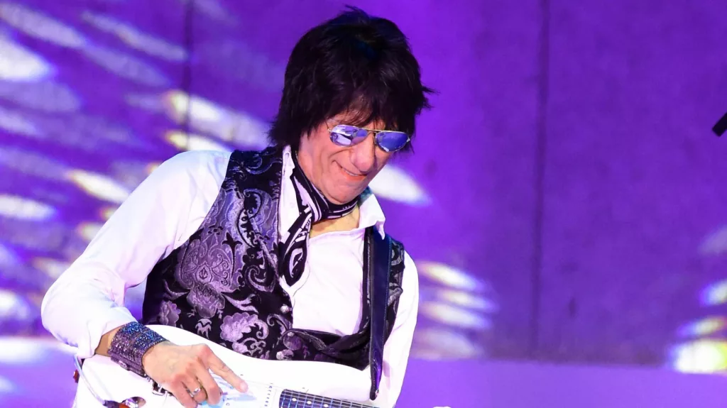getty_jeffbeck_013023927877