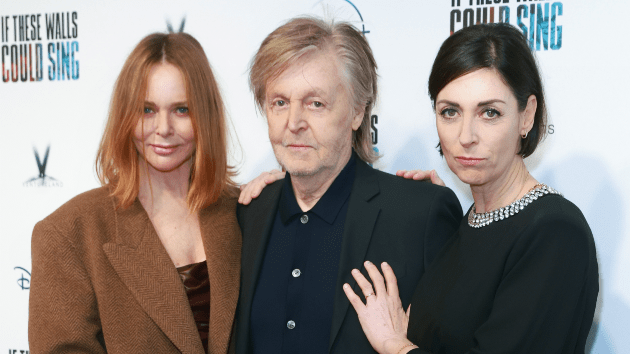 getty_mccartney26family_020123330591