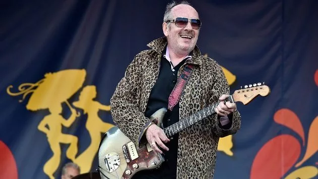 getty_elviscostello630_092022542089