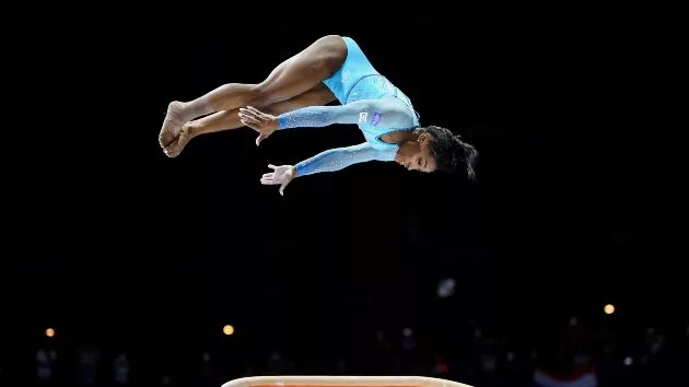 biles-vault-1-gty-ps-231002_1696250442375_hpmain276249
