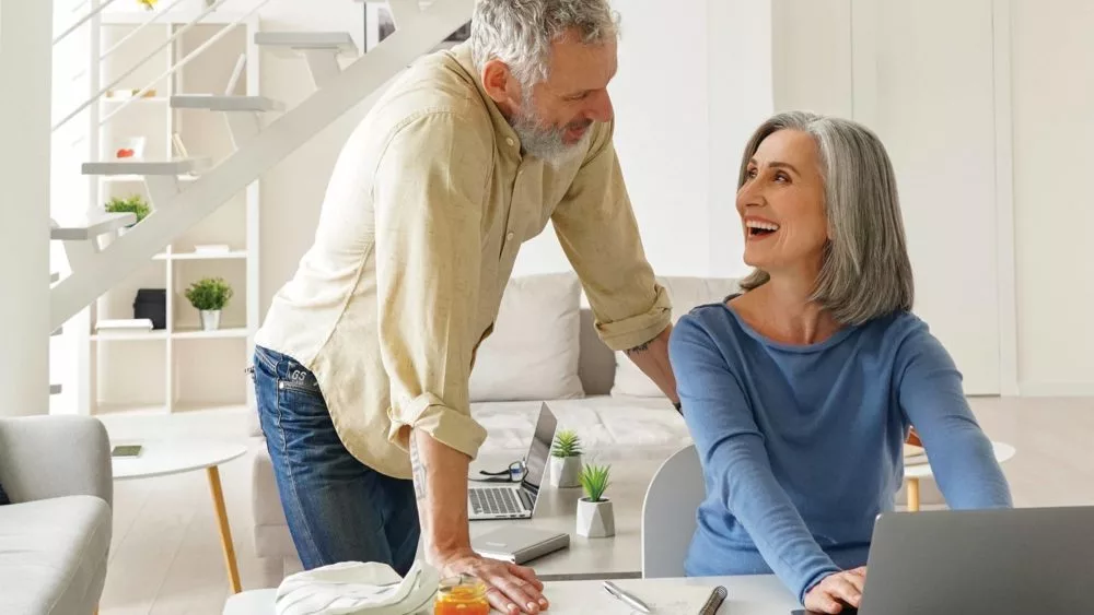 lovebird_lead-e1705612917733-1000x563868876-1