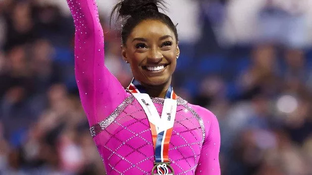 simone-biles-core-gty-lv-240519_1716145705307_hpmain901339