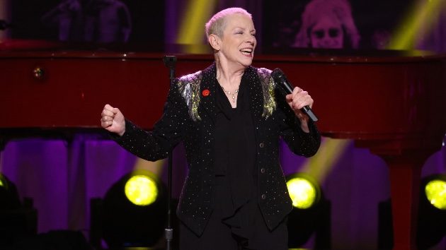 getty_annielennox_032525137845