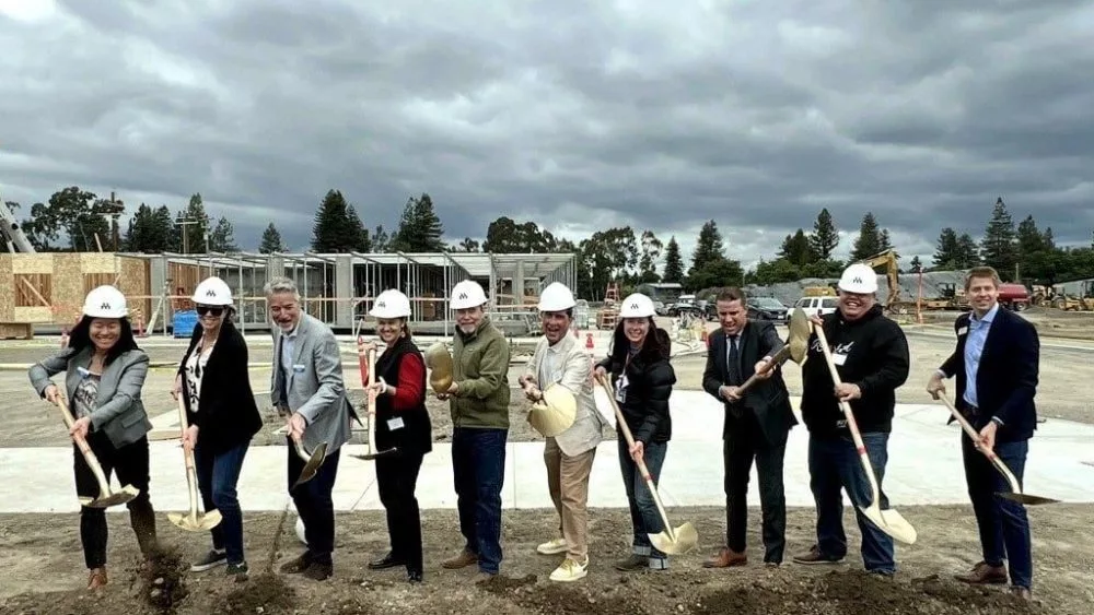 casa-roseland-shovels-1000x563992106-1