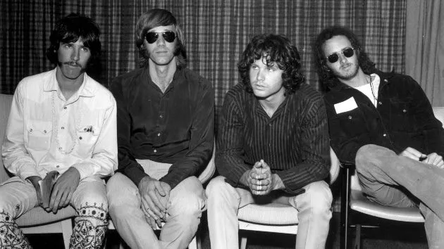 getty_thedoors_061425780273