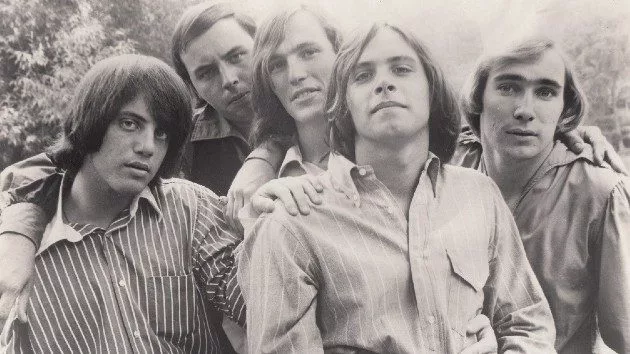 m_thehassles_060525336509