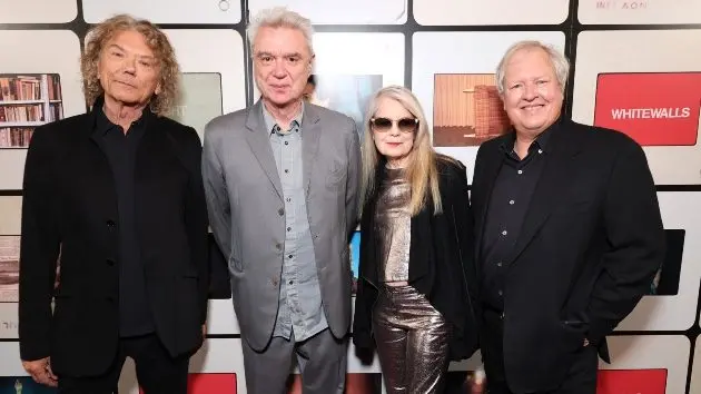 getty_talkingheads_081325965068