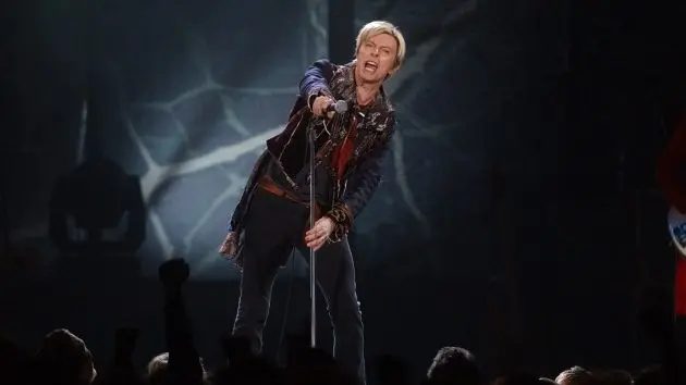 getty_davidbowie_121025521930