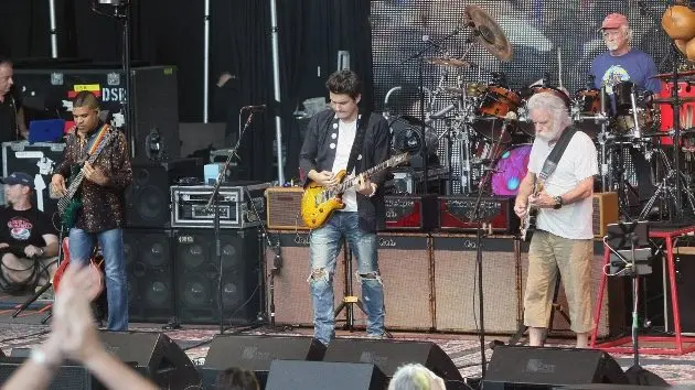 getty_deadandco_01132676191