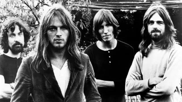 getty_pinkfloyd_041526381083