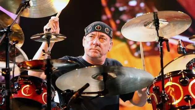 getty_neilpeart_081126869835