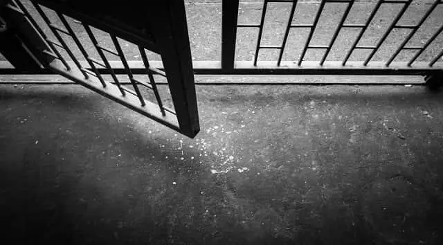 102218_thinkstock_jail