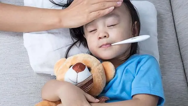 110318_thinkstock_sickchild