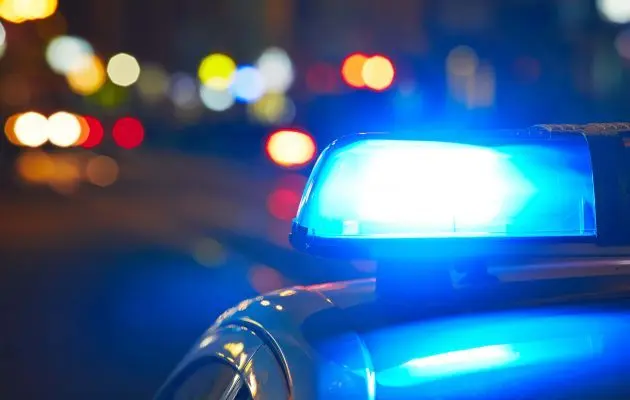 police-lights-at-night-3