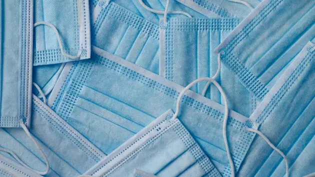 gettyimages_facemask_012022