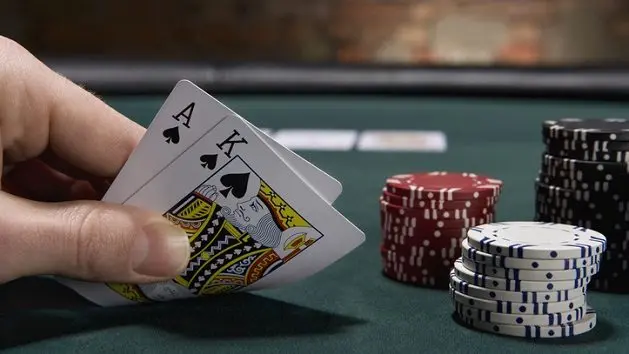 close-up-of-blackjack-in-casino