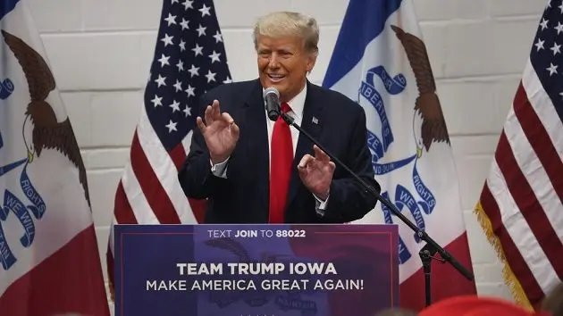 former-president-trump-campaigns-in-iowa