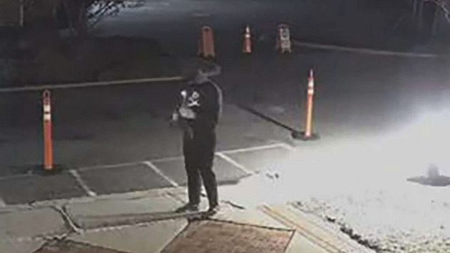 bloomfield-molotov-2-ht-rc-230202_1675349417531_hpembed_20x13_992289607