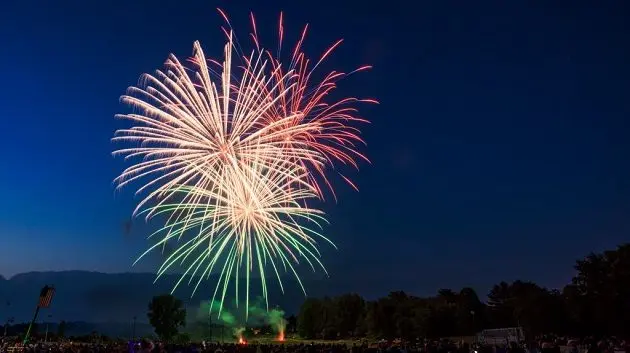 a-large-crowd-watches-fireworks-at-the-monroe-county