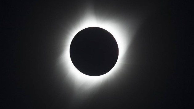eclipse-gty-jt-240402_1712075071586_hpembed_21x13672287