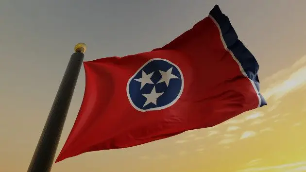 gettyrf_3323_tennflag164573