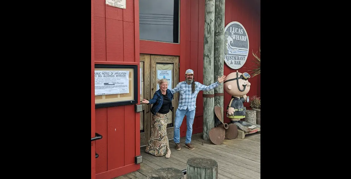 restaurateurs-brandon-guenther-and-shona-campbell-in-front-of-lucas-wharf-instagram