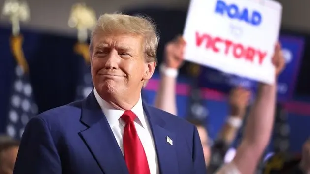 donald-trump-holds-presidential-campaign-rally-in-green-bay-wisconsin-3