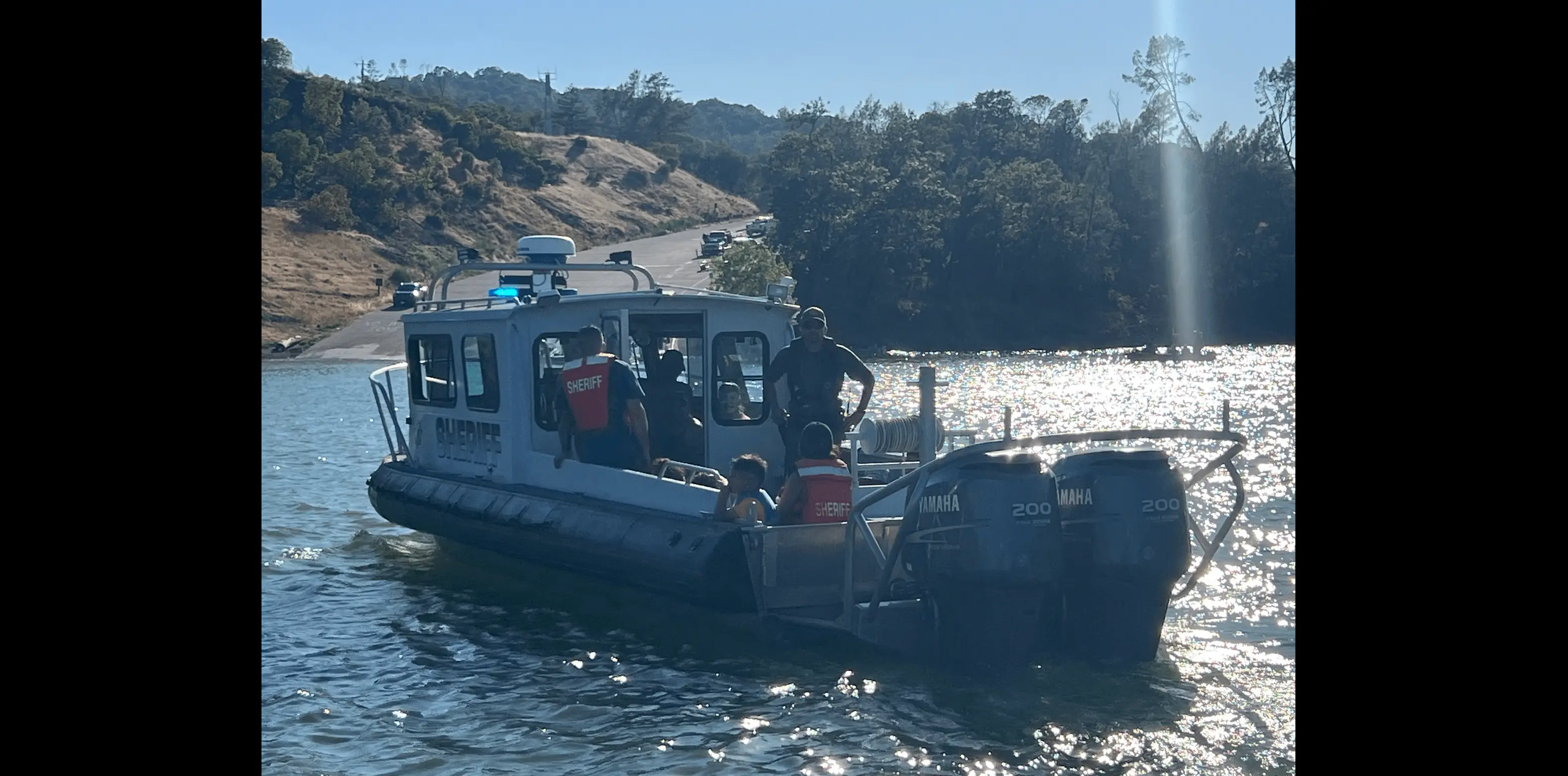 sonoma-sheriff-marine-unit-rescuing-stranded-family-on-lake-sonoma-7-2-23-sonoma-sheriff