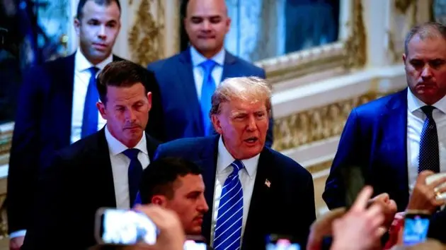 trump-campaign-hosts-election-night-watch-party