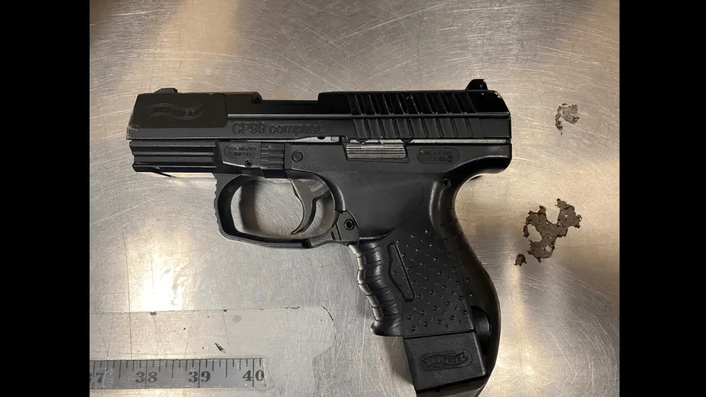 replica-gun-found-on-17-year-old-teen-from-santa-rosa-santa-rosa-police