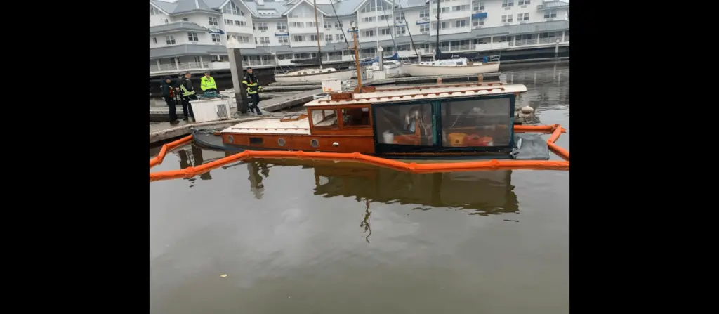 boat-partially-submerged-at-781-baywood-drive-11-5-23-petaluma-fire-department