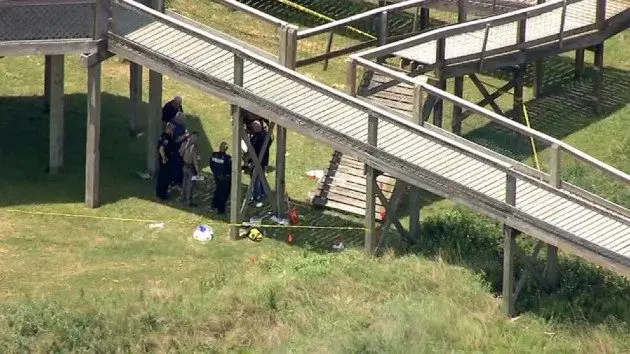 deck-collapse-aerial-ht-jt-230608_1686260902252_hpmain_16x9_99228129506921