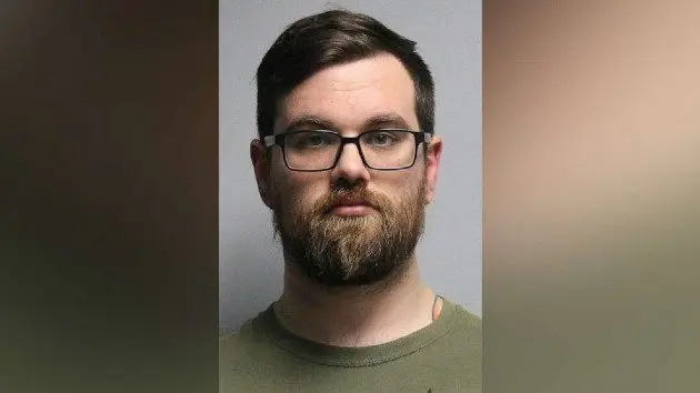 carter-flt-mug-ht-ps-230323_1679582592392_hpmain_16x9_99228129106512