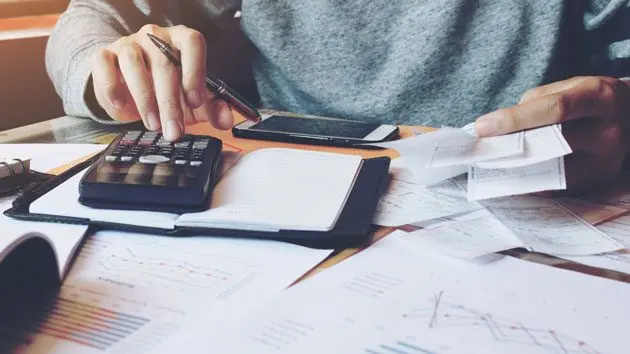 010118_thinkstock_bills