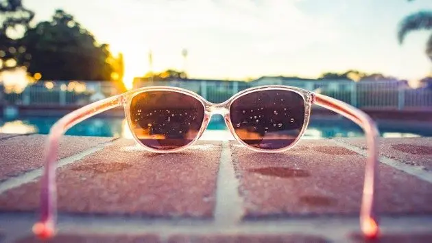 getty_31123_glasses979336