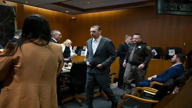 trial-begins-for-james-crumbley-father-of-school-shooter-ethan-crumbley-2