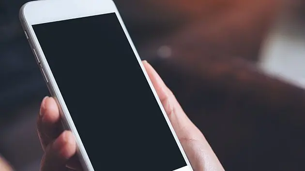 istock_040719_iphone