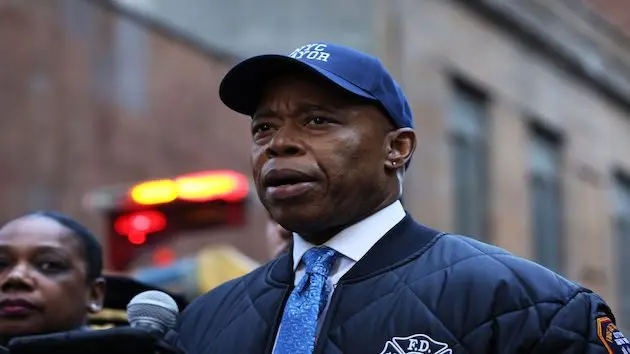 parking-garage-collapse-in-downtown-manhattan-leaves-at-least-one-dead-and-multiple-injuries