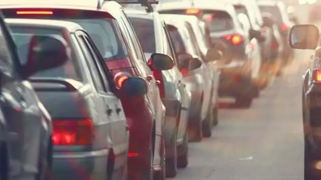 traffic-jams-in-the-city-road-rush-hour