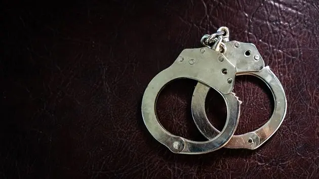 police-handcuffsshackle-2