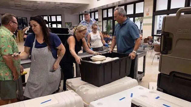 univ-meals-2-gty-ps-230814_1692038796732_hpembed_3x2_1600786325