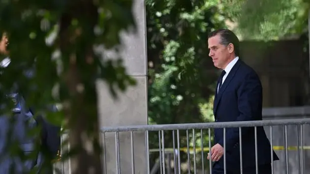 hunter-biden-goes-to-court-to-plead-guilty-to-tax-violations-2