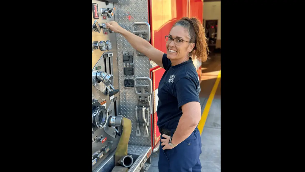 jessie-taintor-fire-engineer-for-the-santa-rosa-fire-department-srfd